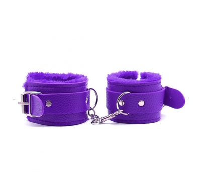 Наручники из кожезаменителя Begginers Furry Cuffs Purple